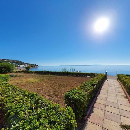 Marine Apartments Venetiko Paralia Agias Foteinis Bagian luar foto