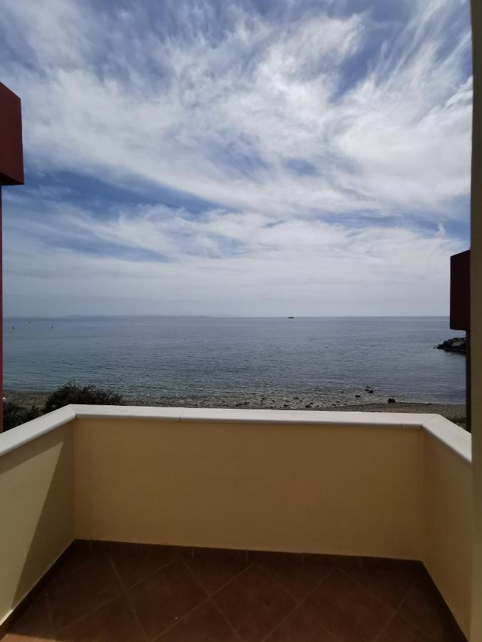 Marine Apartments Venetiko Paralia Agias Foteinis Bagian luar foto